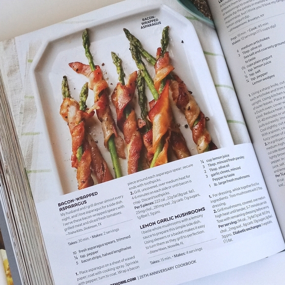 Taste Of Home Favorites 25th Anniversary Delicious Recipe Hardback Cookbook - Picture 10 of 16